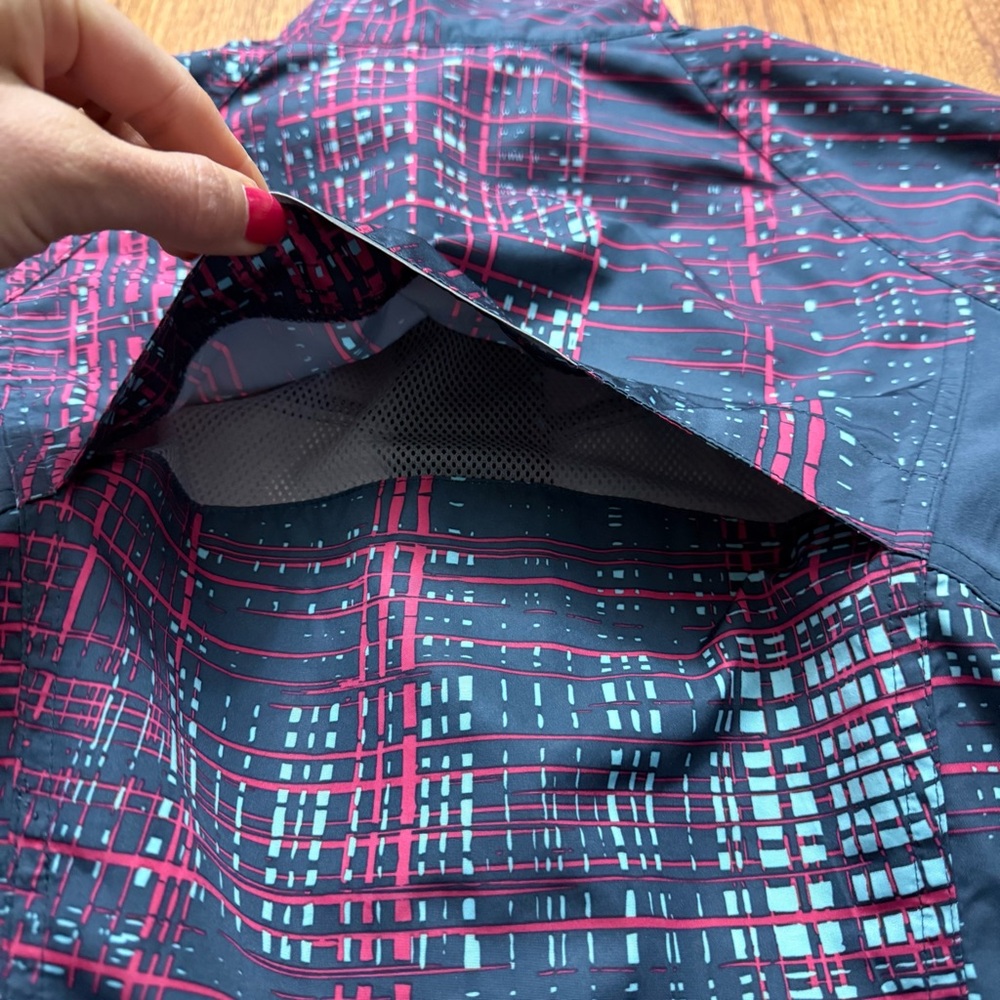 Brooks Shelter Technology running zip up jacket size M - Picture 11 of 16